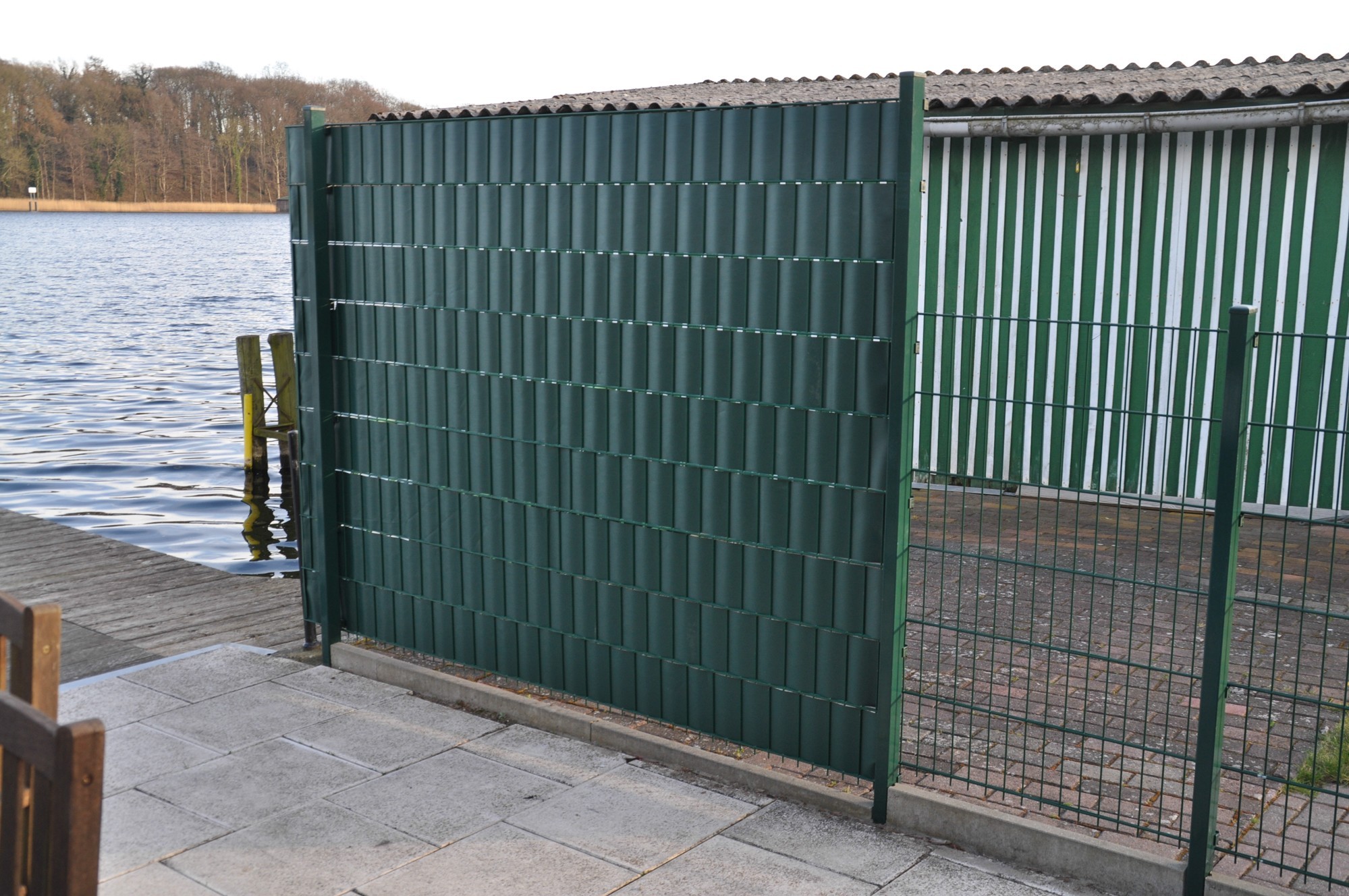 20 PVC Klemmleisten für Sichtschutz Klemmschienen Zaunblende 20 PVC Klemmleisten für Sichtschutz Klemmschienen Zaunblende