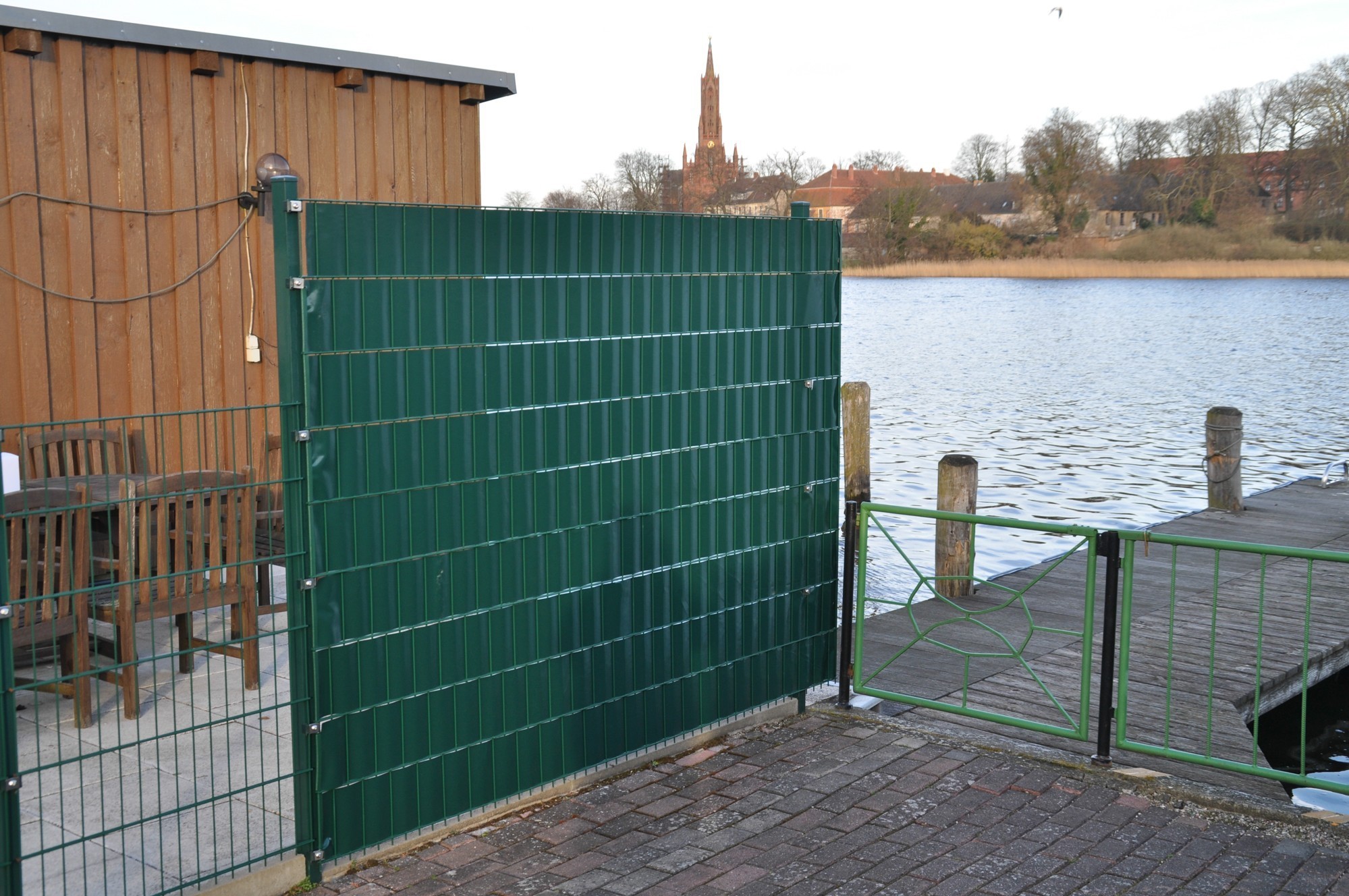 28m² PVC Sichtschutz grün Garten & Terrasse Zäune